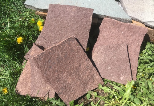 Плитняк лемезит бордовый для цоколя 1,5-2 см купить в Бакале