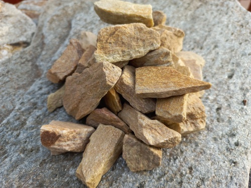 Златолит жёлтый декоративная каменная крошка купить в Бакале