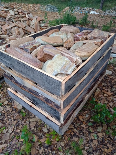 Златолит жёлтый, жёлто-зелёный глыбки и валуны для ланшафтного дизайна купить в Бакале