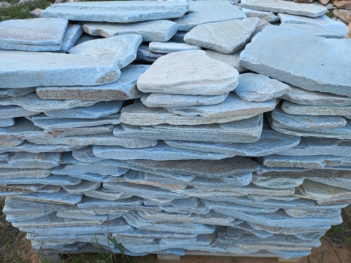 Плитняк златолит зелёный галтованный для цоколя купить в Бакале