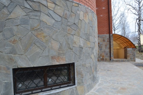 Плитняк златолит Уральский для цоколя, отмостки купить в Бакале